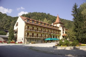 050055_bakonyhotel.jpg