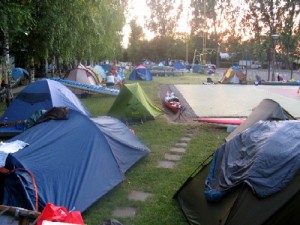 100649_camping.jpg