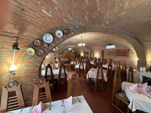 301332_etterem.jpg
