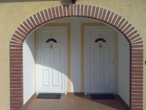 303194_bejarat.jpg