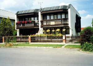 308064f1.jpg
