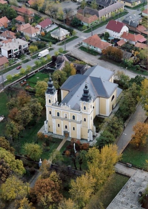 312447_jaszapati_romai_katolikus_templom.jpg