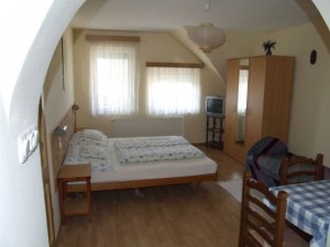 313121_apartmanrevesz_szoba.jpg